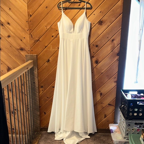 Oxford Street deep V pure white A line wedding dress NWT - Picture 3 of 12